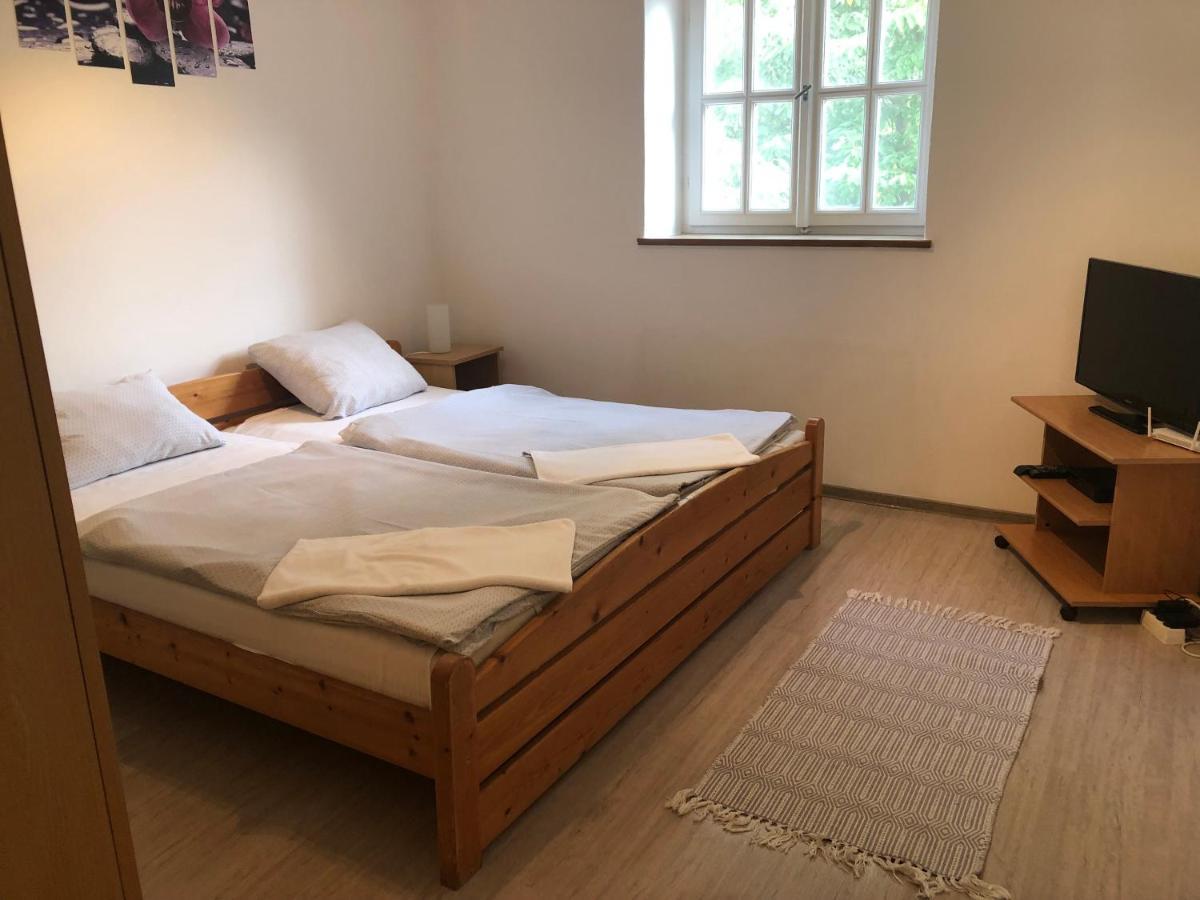Tisza-Kert Apartmanok Tiszafüred エクステリア 写真